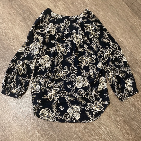 Vince Camuto Black and Gold Floral Blouse - Picture 5 of 5